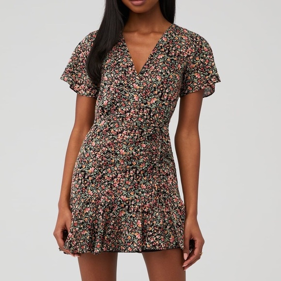 BB Dakota Counting Petals Floral Wrap Dress - Picture 1 of 5